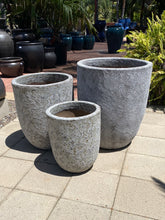 Load image into Gallery viewer, Ladera Hollowcreek Round Planter