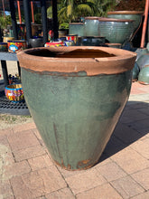 Load image into Gallery viewer, China Rustic Cup Pot