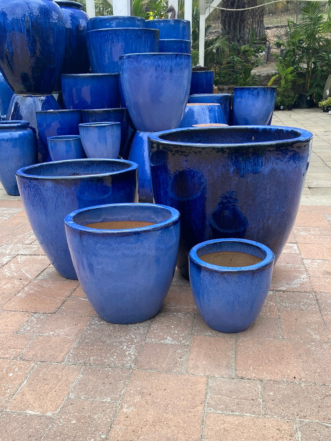 pots for plants san diego Mendocino Comstock Round Planter Pot – The Madd Potter