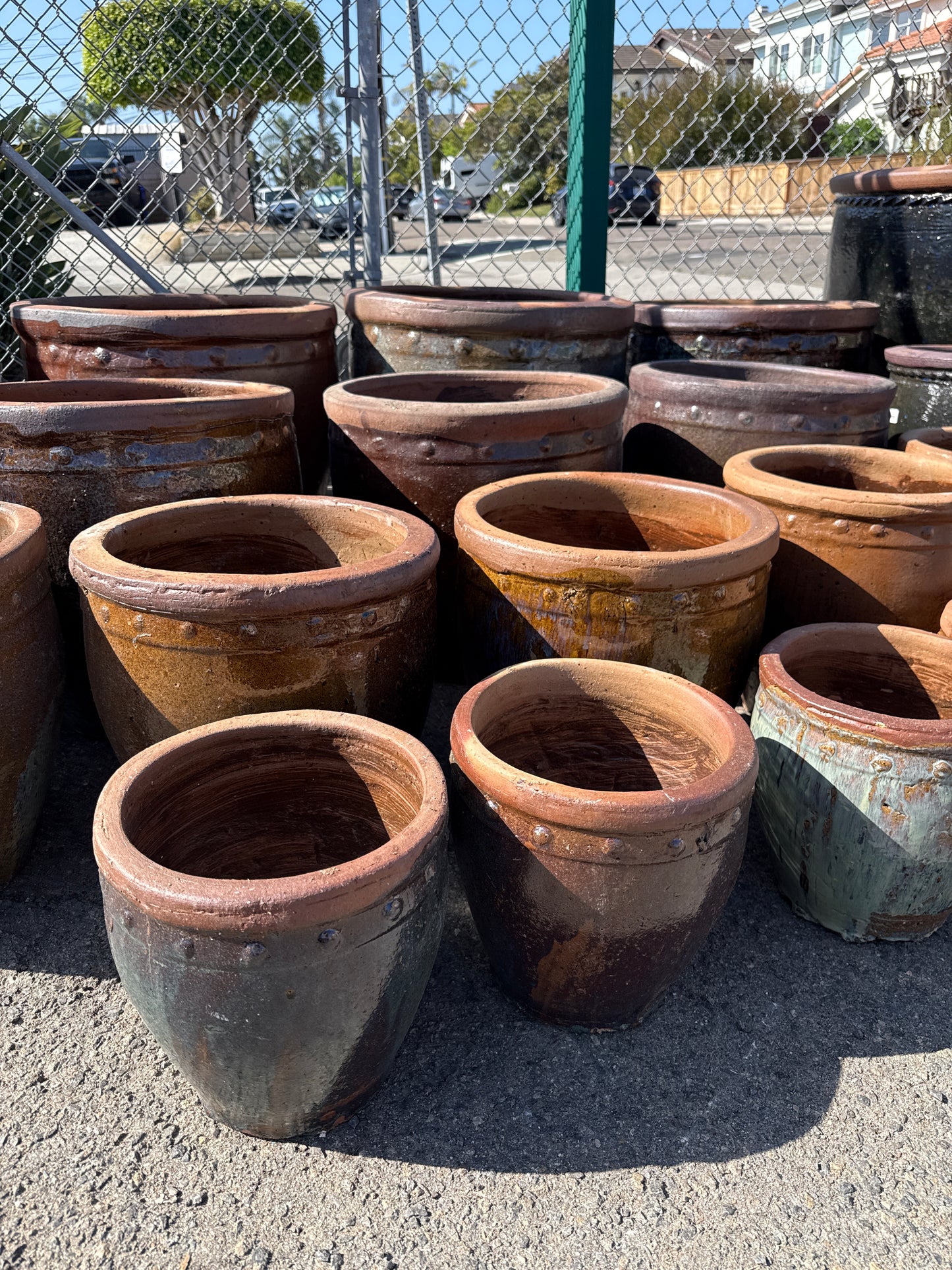China Rustic Button Pot