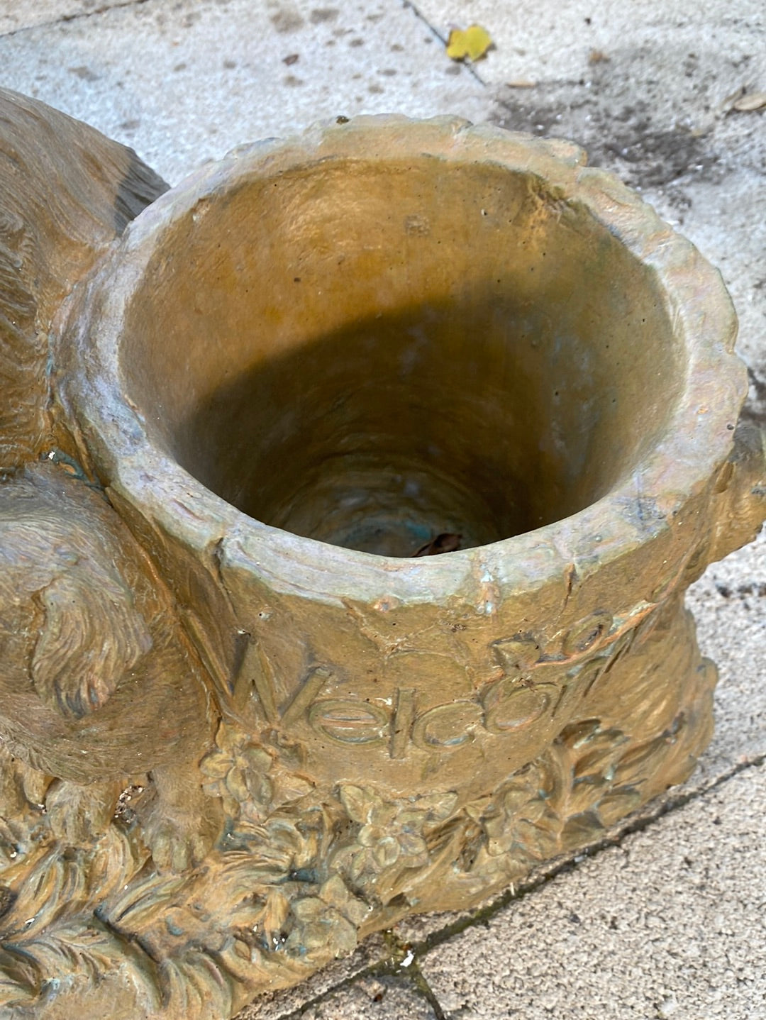 Golden Retriever Planter Statue