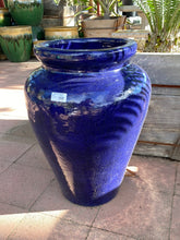 Load image into Gallery viewer, Wes Ceramics Urn Pot