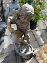 Load image into Gallery viewer, Garden Girl Statue