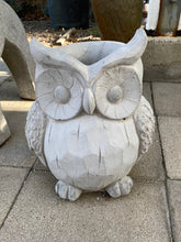 Load image into Gallery viewer, Owl Planter Statue