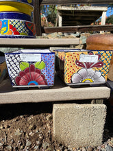 Load image into Gallery viewer, Talavera Rectangle Feet Pot