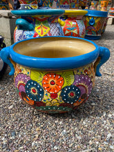 Load image into Gallery viewer, Felipe’s Talavera Curved Tapatia Pot